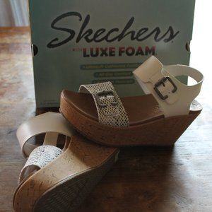 Sketchers Go Wild Wedge Sandals